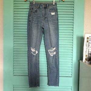 American Eagle Mom jeans